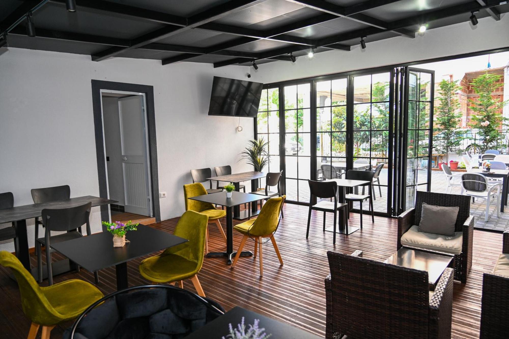 Vila Aaron Durrës Extérieur photo