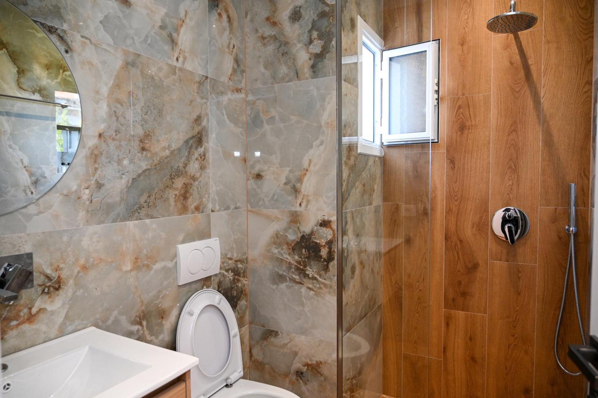 Vila Aaron Durrës Extérieur photo