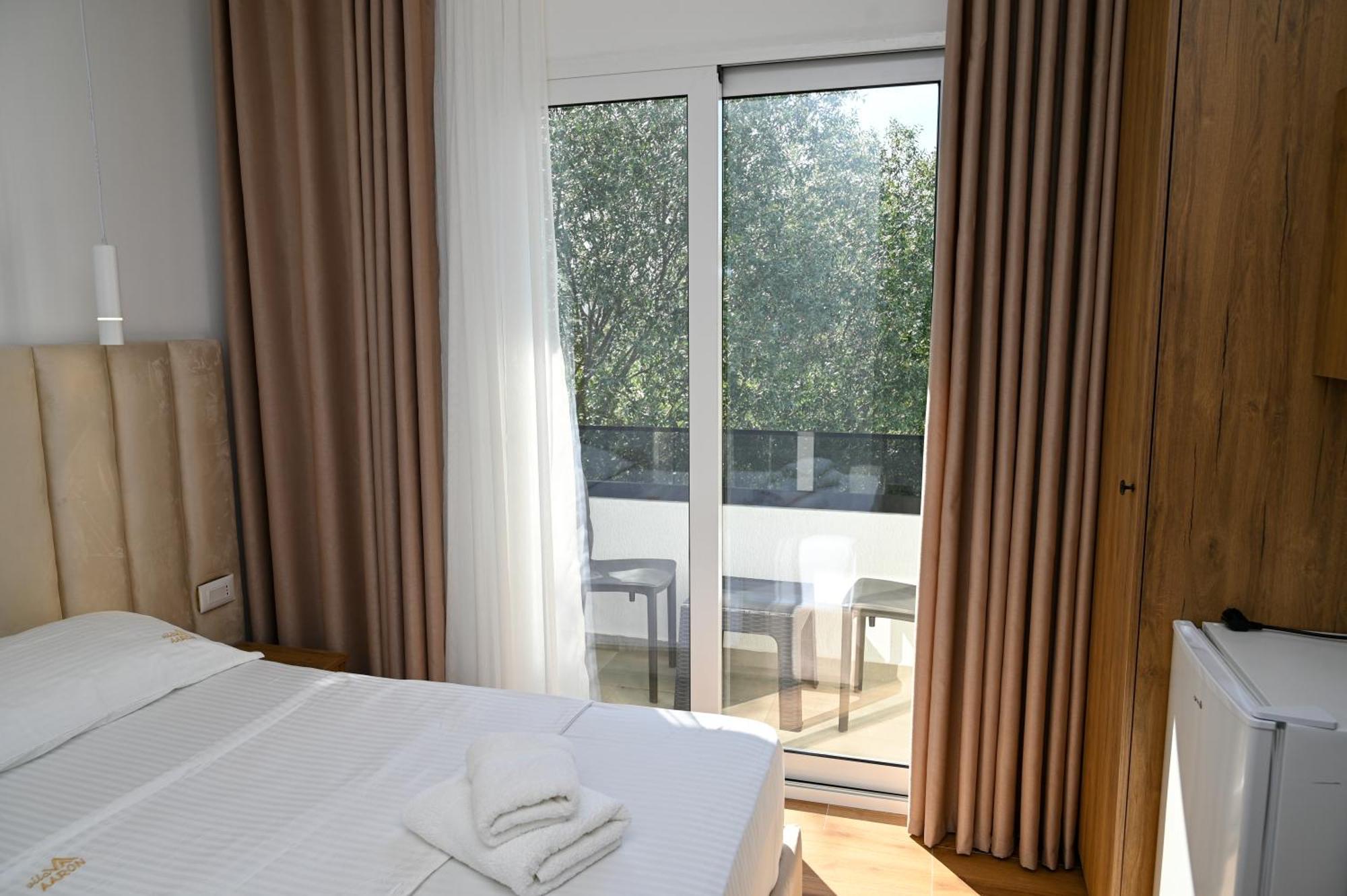 Vila Aaron Durrës Extérieur photo