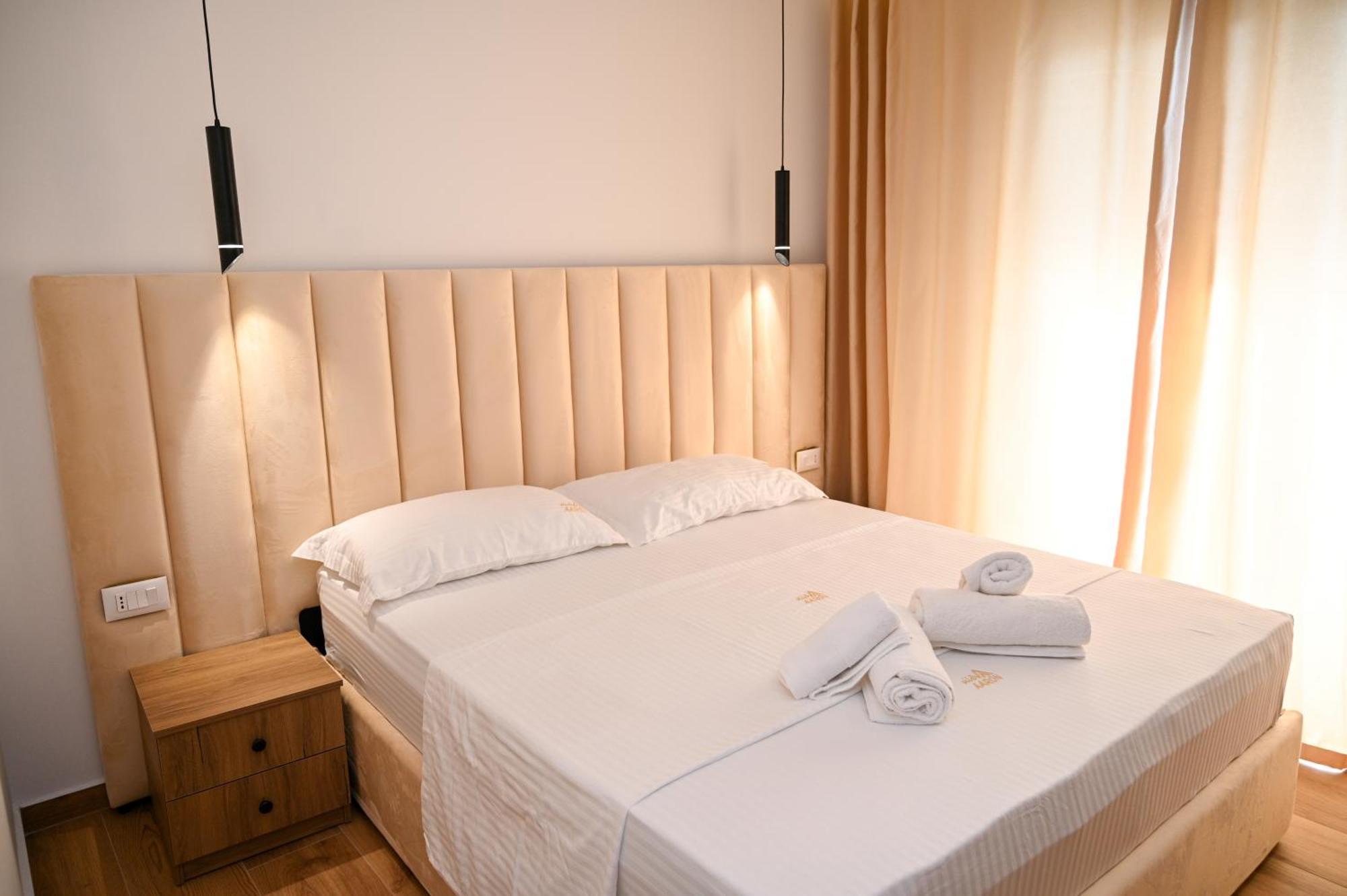 Vila Aaron Durrës Extérieur photo
