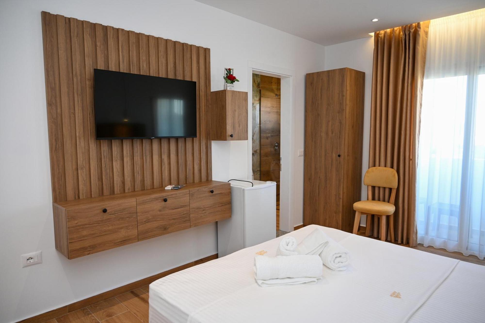 Vila Aaron Durrës Extérieur photo
