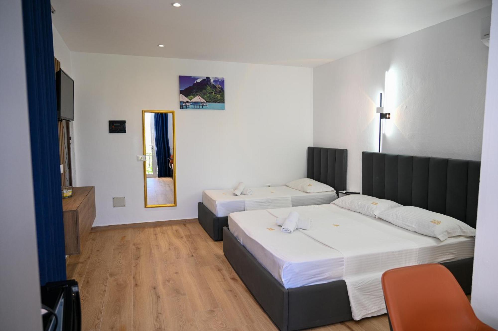 Vila Aaron Durrës Extérieur photo